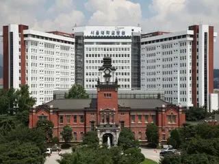 Cộng đồng y tế Hàn Quốc gây áp lực lên chính phủ về vấn đề tăng số lượng trường y...Các giáo sư từ các trường đại học y quốc gia ``từ chức từ ngày 25 theo kế hoạch...đóng cửa mỗi tuần một lần''