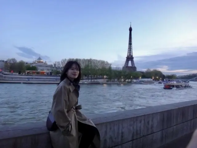 Nữ diễn viên Chun Woo Hee tỏa sáng ở Paris... Ngày nào cũng như một bức tranh