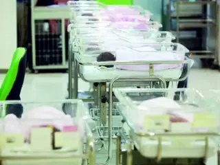 Số trẻ sinh tháng 2 lần đầu tiên trong lịch sử giảm xuống dưới 20.000 = Hàn Quốc