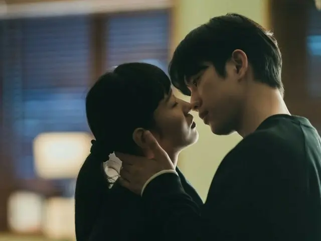 ≪OST phim truyền hình Hàn Quốc≫ “Yumi no Cells 2”, kiệt tác hay nhất “Giữa những trái tim” = Lời bài hát/Bình luận/Ca sĩ thần tượng
