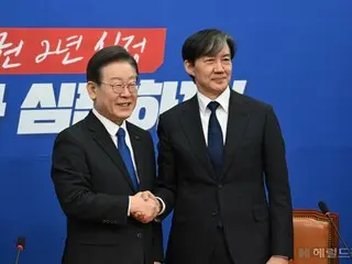 Đại diện mới của đảng ``Onion Man'' nói với đại diện của đảng đối lập chính, ``Tôi muốn tổng thống truyền tải được cảm xúc của người dân trong cuộc tổng tuyển cử'' = Hàn Quốc