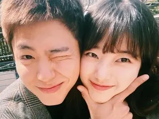 Suzy (cựu Hoa hậu A) và Park BoGum, selfie lãng mạn với má chạm nhau... Một cặp đôi visual rất hợp nhau