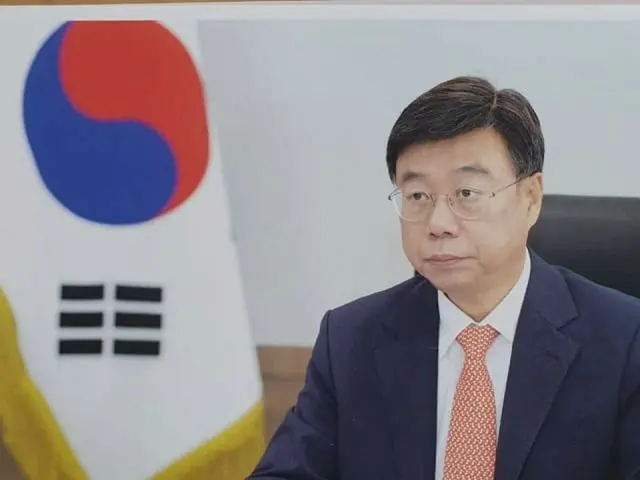 Thị trưởng Seongnam Shin Sang-jin chỉ trích thảm họa y tế của chính phủ Yoon Seok-yue, gọi đó là ``chính phủ và cộng đồng chính trị vô trách nhiệm và thảm hại'' = Hàn Quốc