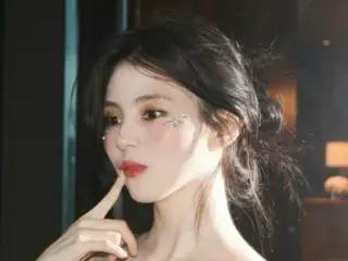 Nữ diễn viên Han So Hee: "Em xinh đẹp, em thực sự xinh đẹp"... Vẻ đẹp lệch vai đẹp như tranh vẽ