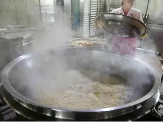 86% đầu bếp nấu bữa trưa ở trường được phê duyệt vì “ung thư phổi” và “tai nạn lao động” = Hàn Quốc