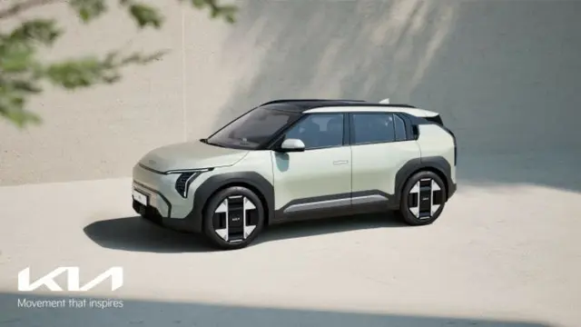 起亜自動車が新車「EV3」を公開、最新機能を備えた普及型SUV＝韓国