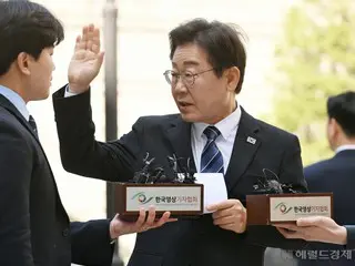 Lee Jae-myung, lãnh đạo đảng đối lập lớn nhất Hàn Quốc, tuyên bố `` không có tội '' trong phiên tòa xét xử gian lận của công tố viên...Nhân chứng phản bác bằng cách nói `` Những tuyên bố của ông Lee là dối trá.''