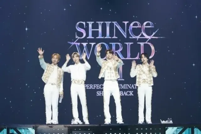 「SHINee」、故ジョンヒョンさんも一緒に