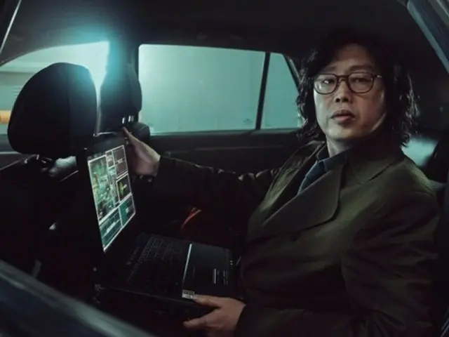 映画「脱出」、キム・ヒウォン…善と悪を越える謎の研究員として強烈な存在感