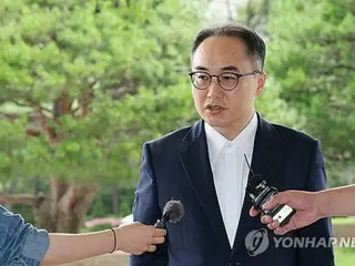Đề xuất luận tội của đảng đối lập lớn đối với bốn công tố viên bị chỉ trích là ``lạm dụng quyền lực'' = tổng công tố viên Hàn Quốc