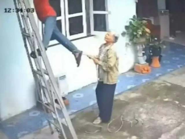 Bị điện giật khi đang sửa dây điện... Cụ bà 82 tuổi được cứu sau khi xem YouTube - Thái Lan