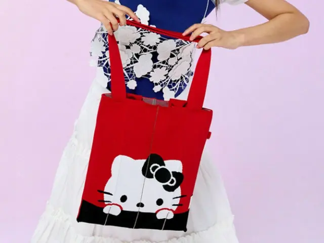 Joseph & Stacey hợp tác với Hello Kitty để bán túi phiên bản giới hạn = Hàn Quốc