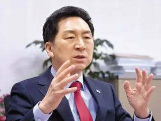 Đảng viên đảng cầm quyền Hàn Quốc: ``Đại hội toàn đảng của Đảng Dân chủ giống như một cuộc bỏ phiếu của Đảng Cộng sản''... ``Không có gì ngoài sự điên rồ''