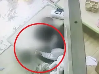 Nhân viên chăm sóc trẻ bị u não đánh cậu bé 3 tuổi khi cố ép cậu bé uống thuốc cảm đổ lỗi cho căng thẳng - Hàn Quốc