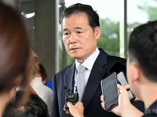 Một năm sau khi nhậm chức, Bộ trưởng Thống nhất Hàn Quốc sẽ "phát triển chính sách 'thống nhất hòa bình' dựa trên nền dân chủ tự do"