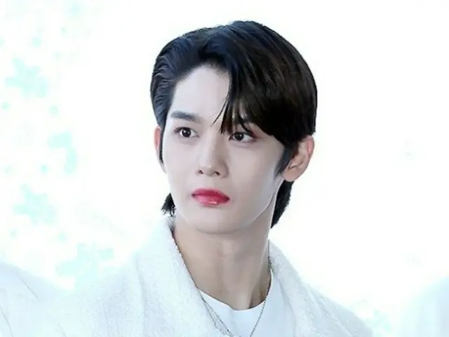 "Tôi đã mất rất nhiều tiền." Bình luận của Bae Jinyoung gây hiểu lầm sau khi rời "CIX"...cuối cùng anh ấy xin lỗi