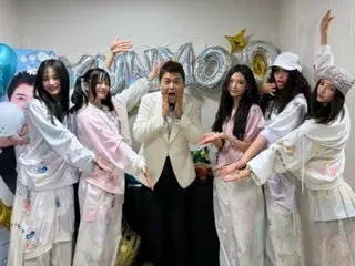 Jun Hyun Moo trông như có cả thế giới trong tay được bao quanh bởi "New Jeans"... Yoo Byung Jae nói "Tôi không thể tha thứ" và ghen tị