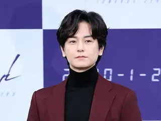 Lim Ju Hwan: "Tôi thường nghe Good Night của Do Kyung Soo (EXO)...Đó là một bài hát nhẹ nhàng".