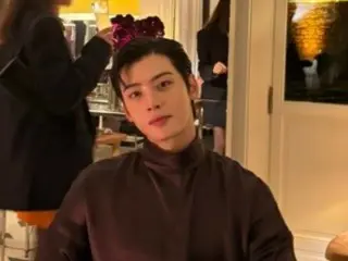 Cha Eun Woo (ASTRO), cảnh quay đẹp với Kiko Mizuhara...visual tỏa sáng ở Paris, Pháp