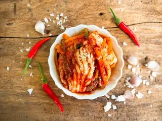 “Thêm cá chạch vào kimchi jjigae”…Một cơ quan chính phủ Hàn Quốc giới thiệu món ăn Hàn Quốc giả