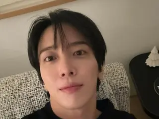 "CNBLUE" Yonghwa choáng váng trước visual điển trai... "Lâu rồi mới chụp ảnh tự sướng"