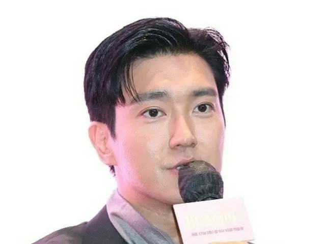 Choi Si Won (SUPER JUNIOR) cảm ơn khán giả vì bộ phim “DNA Lover” mà anh đóng vai chính