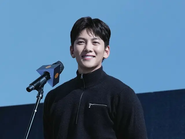 Ji Chang Wook biểu diễn khắp nơi tại Liên hoan phim quốc tế Busan... Anh trở lại với 'Gangnam B-Side'