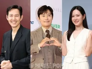 Diễn viên Lee Jung Jae, Lee Byung Hun, Son Ye Jin... Dàn sao khen ngợi, tin nhắn gửi phim "Gia đình bình thường" trở thành chủ đề nóng