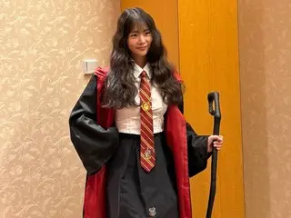 "KARA" Han Seungyeon vào Hogwarts? ...đẹp hơn Hermione