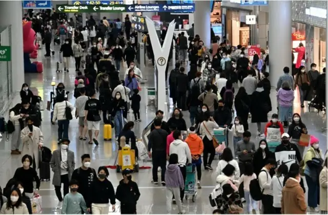 仁川空港で旅行客のケータイや財布を盗み使用した日本女性が「実刑」＝韓国