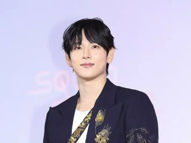 Lim Siwan, ``Một fan hâm mộ của 'Squid Game' Season 1... Tôi rùng mình khi cổ Yong Hee quay lại.