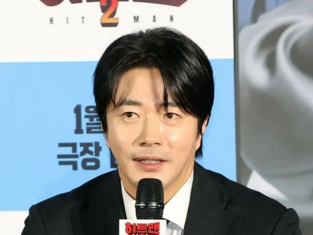 Kwon Sang Woo của bộ phim Hitman 2 cho biết: "Nhờ có Jung Junho mà chúng tôi đã có thể tạo nên 2...Tất cả chúng tôi đã trở thành một".