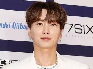 “Chỉ riêng chi phí sản xuất đã lên tới hàng trăm nghìn yên” Lee Teuk (SUPER JUNIOR) giải thích cách anh tái sử dụng trang phục tại concert SM… Những tiếng nói bào chữa trực tuyến