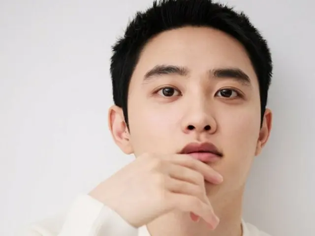 「EXO」D.O.、「EXOはまだ健在。今年完全体の準備、心配しないで」