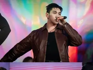 Ca sĩ Baekho (NU'EST) xuất hiện trong đêm chung kết chương trình đặc biệt đón năm mới của Đài Loan "Superstar Red and White Entertainment Awards"