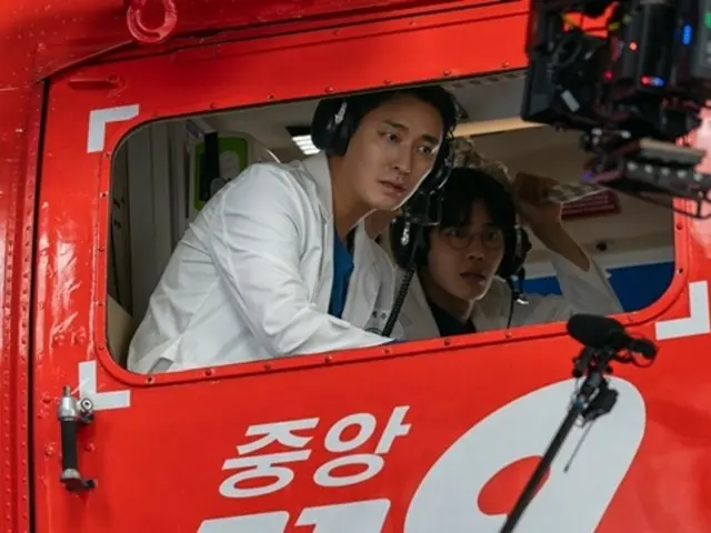 "Trauma Code" của Joo Ji Hoon là một hit trên toàn thế giới... Bộ phim truyền hình ăn khách của Blitzway Studios sau Chun Woo Hee và Woo Do Hwan