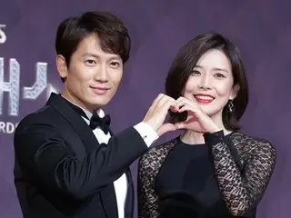 "Cặp đôi diễn viên" Jisung & Lee Bo Young, tài năng viết thiệp mừng sinh nhật bằng tiếng Anh của con gái và tình yêu dành cho con trai