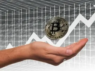 Bitcoin phục hồi lên mức 83.000 đô la... Thị trường đang tăng khi thuế quan của Hoa Kỳ được dỡ bỏ và một thỏa thuận ngừng bắn tạm thời được đạt được