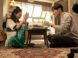 Kim GoEun và Noh Sang Hyun đóng vai chính trong "Love in the Big City" - những bức ảnh tĩnh sẽ khiến bạn dán mắt vào nụ cười dễ thương của họ và đoạn giới thiệu đặc biệt cho rạp chiếu đã được phát hành