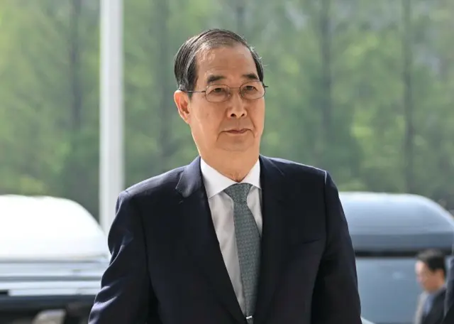 韓悳洙、大統領権限代行国務総理