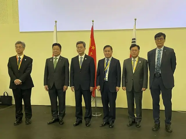 Nhật Bản, Trung Quốc và Hàn Quốc ra tuyên bố chung bày tỏ quan ngại về sự phân mảnh kinh tế do chủ nghĩa bảo hộ gây ra và ủng hộ thương mại tự do