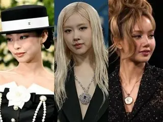 "Human Chanel" JENNIE, "tuxedo" ROSE và "hở hang" LISA... Các thành viên "BLACKPINK" một lần nữa trở thành tâm điểm chú ý tại "Met Gala 2025"