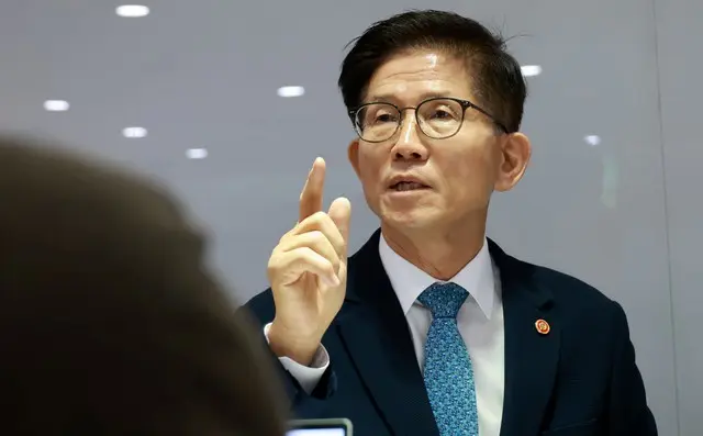 金文洙候補、李在明氏に対し「犯罪者が大法院長を “弾劾”」と猛批判＝韓国