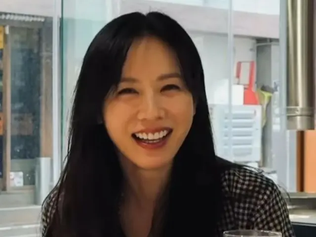 Nữ diễn viên Son Ye Jin, mì ly và bia... hình ảnh nữ thần tự nhiên được tiết lộ