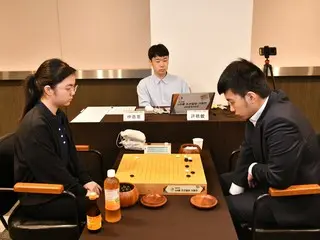 Ryo Ichiriki (đệ cửu đẳng) tiến vào tứ kết Giải cờ vây LG Cup Chosun Ilbo, trong khi Sumire Nakamura (đệ tứ đẳng) và Yuta Iyama (đệ cửu đẳng) để thua sít sao.
