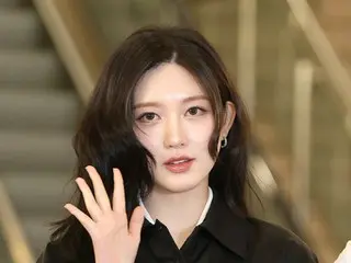 GAEUL của IVE xuất hiện tại Sân vận động bóng chày Jamsil... Trở thành "Tiên tử chiến thắng" tại cú ném mở màn cho trận đấu lớn giữa LG và Hanwha