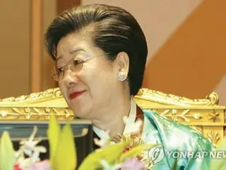 Các công tố viên Hàn Quốc cấm cựu lãnh đạo Giáo hội Thống nhất rời khỏi đất nước vì những cáo buộc liên quan đến cựu Tổng thống Yoon và vợ ông