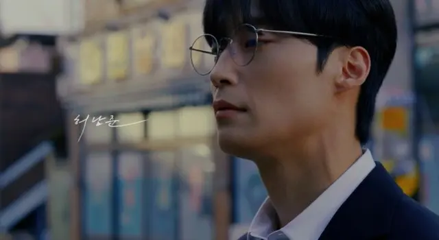 俳優ホ・ナムジュン、IUの「Never Ending Story」MV主人公に…27日に公開