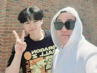 Yoon Min-soo (VIBE) đến thăm trường cũ của mình cùng con trai Yoon-hoo, một sinh viên tại một trường đại học danh tiếng của Mỹ... "Mọi thứ đã thay đổi rất nhiều"