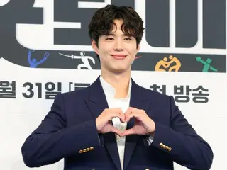 "Chàng trai ngoan" Park BoGum, "Tôi bị thương vì quá tham lam... Tôi trở lại sau một tháng rưỡi và chạy không nghỉ một ngày"